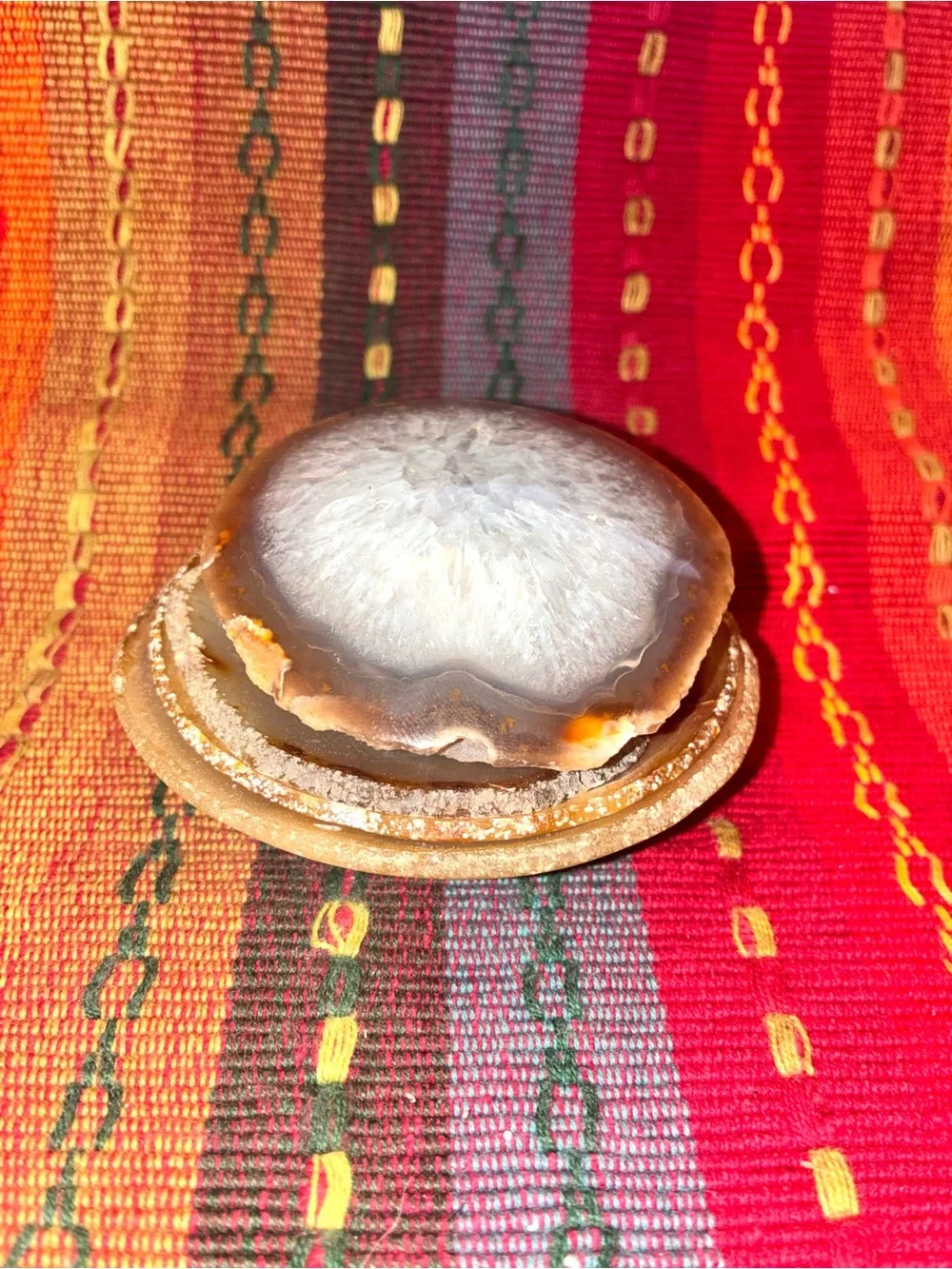 Natural Agate Geode Coaster Like – White and Brown